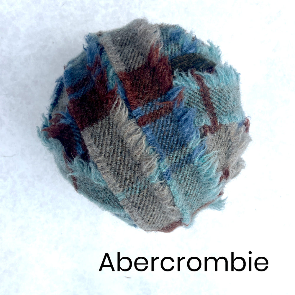 STOCK CLEARANCE - 100% Wool Blanket Yarn - Grab Yourself a Bargain!