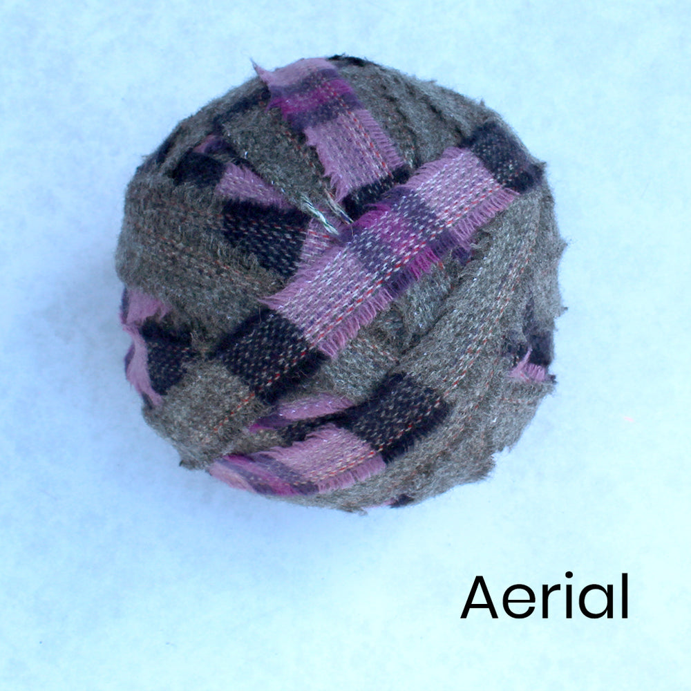STOCK CLEARANCE - 100% Wool Blanket Yarn - Grab Yourself a Bargain!