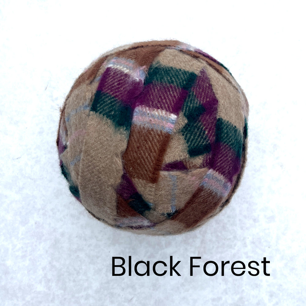 STOCK CLEARANCE - 100% Wool Blanket Yarn - Grab Yourself a Bargain!