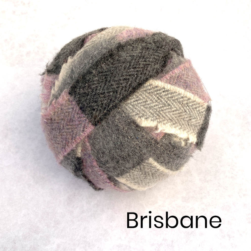 STOCK CLEARANCE - 100% Wool Blanket Yarn - Grab Yourself a Bargain!