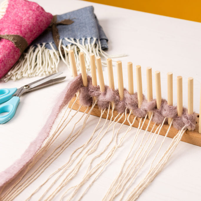 Learn how to make a peg loom woven rag rug for beginners