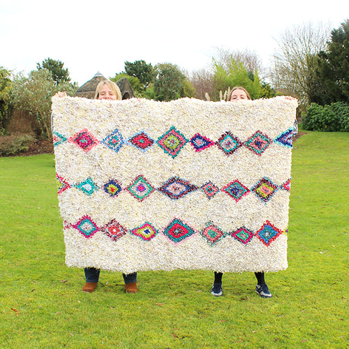 Cream and multicoloured short shaggy rag rug