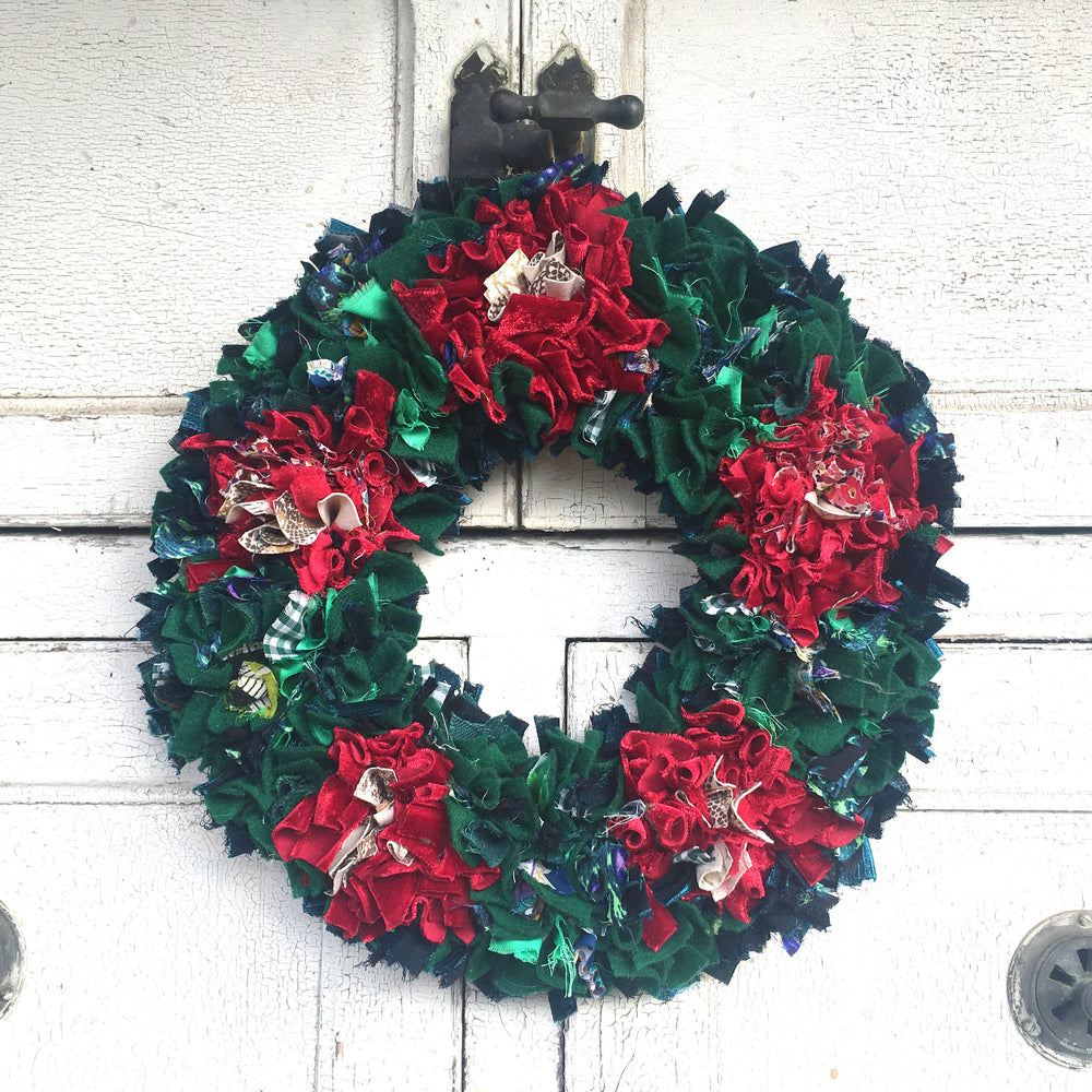 Traditional Rag Rug Christmas Wreath Made of Recycled Clothing