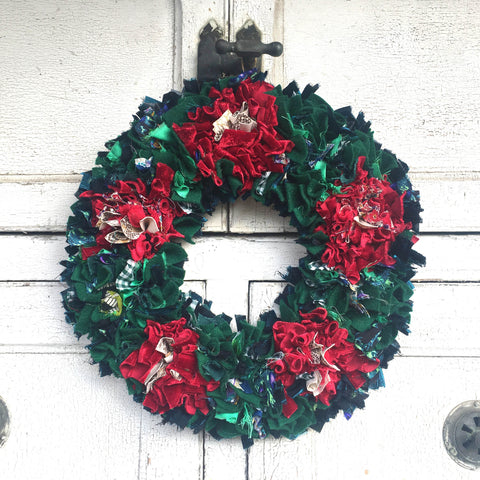 Traditional Rag Rug Christmas Wreath Made of Recycled Clothing